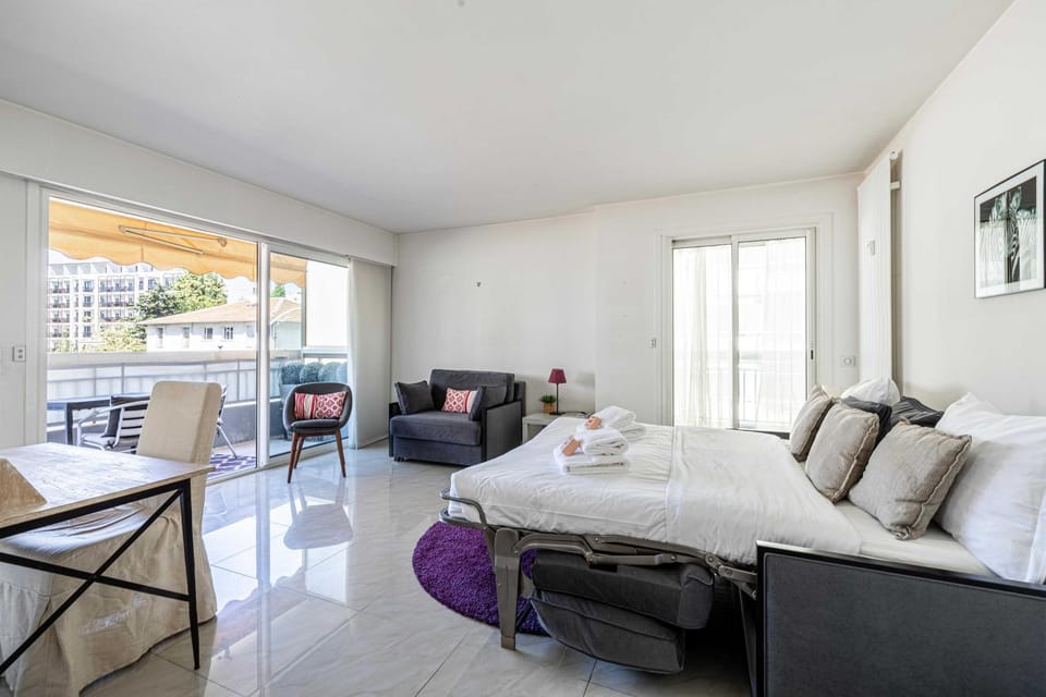 Bright apartment near the Croisette - Cannes Apartment in Cannes