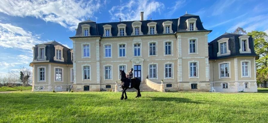 Suite Bien être du Château de la Bouchatte Bed and Breakfast in Auvergne-Rhône-Alpes