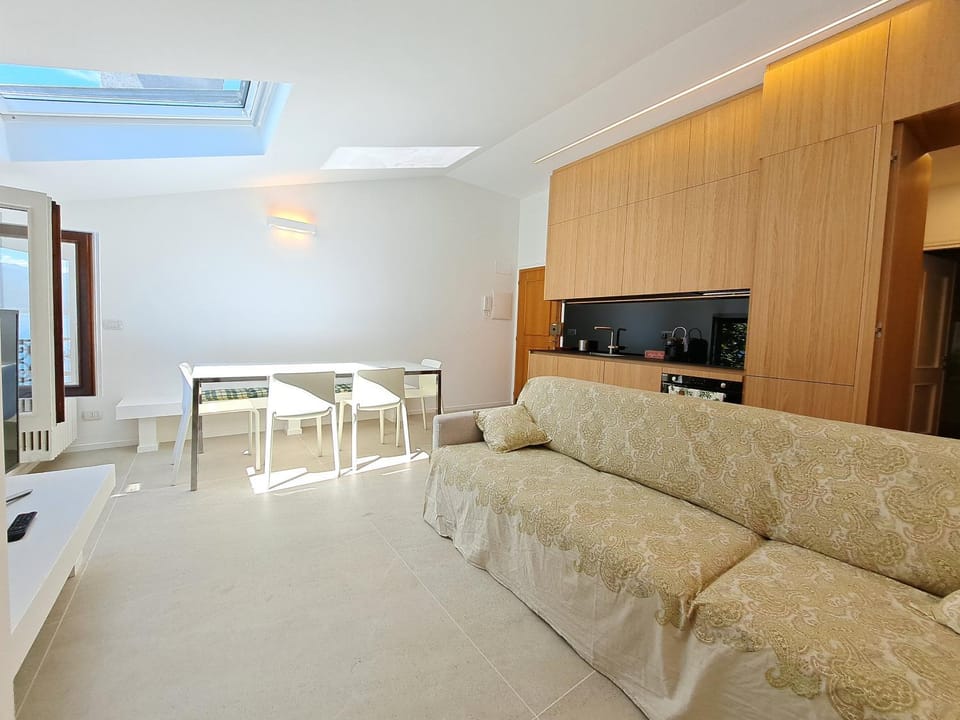 Immobillario - Regina del Lago Apartment in Domaso