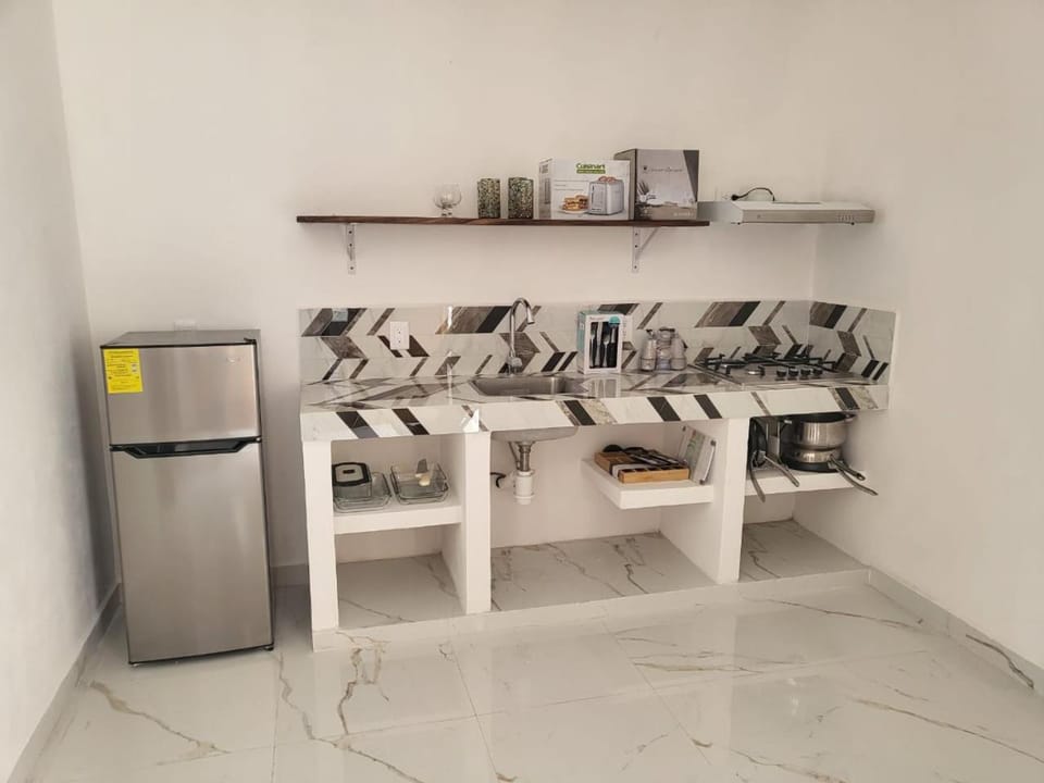 Coffee/tea facilities, Kitchen or kitchenette