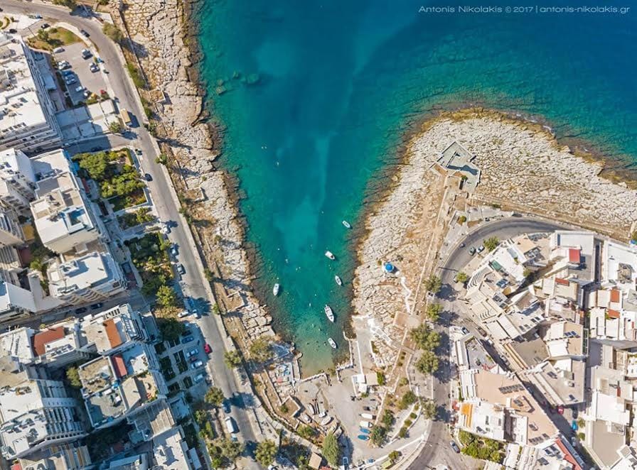 Apartment with terrace in Piraiki Apartment in Pireas