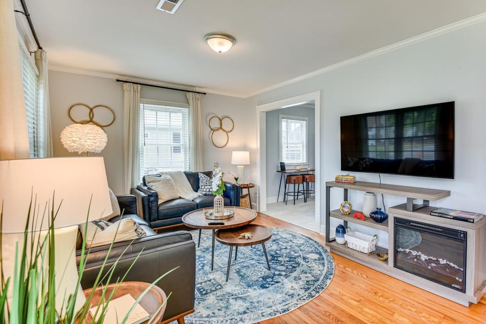 Elizabeth City Abode w/ Fenced Yard, Near Downtown House in Elizabeth City