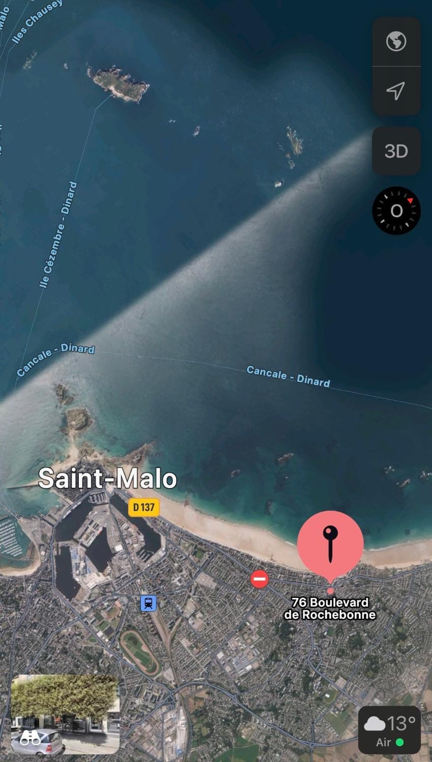 Studio à 100m à pied de la plage et de la digue du sillon Apartment in St-Malo