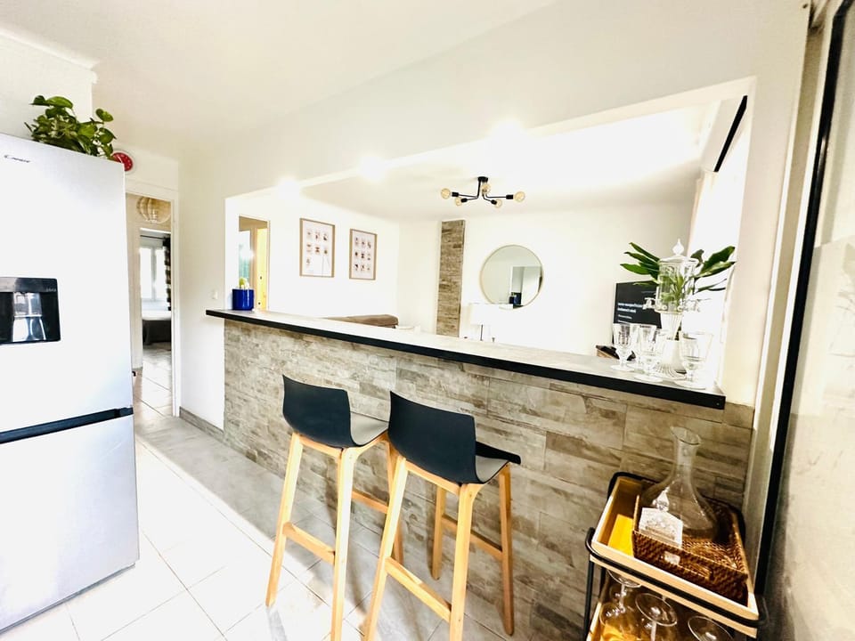 Antibes centre-ville, 2 bedrooms 6 pers, Climatisation Apartment in Antibes