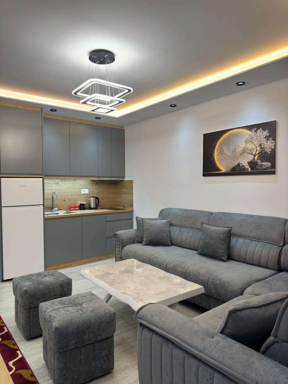 Kitchen or kitchenette, Living room, Seating area