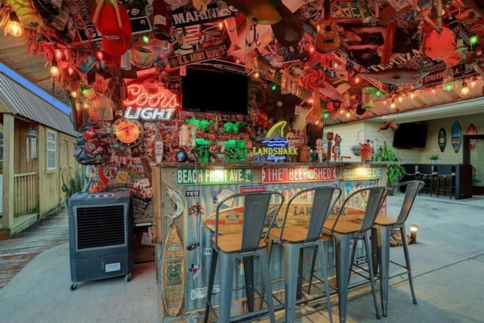 Private Mini Resort | Pool, Cabanas & Games House in Alvin