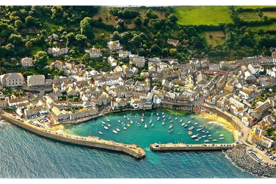 Family House with Garden & Sea Views House in Mousehole