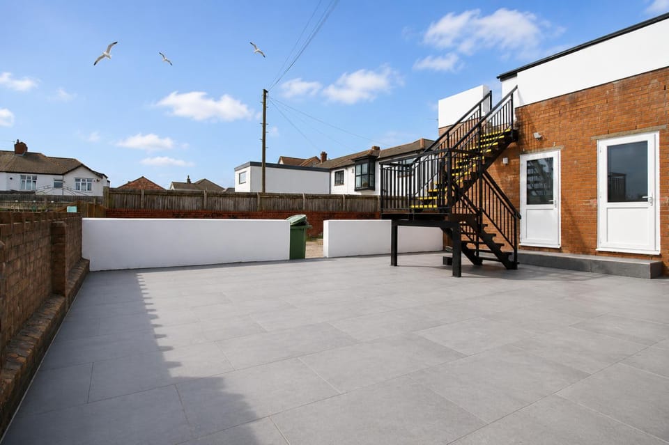 Garden, Balcony/Terrace