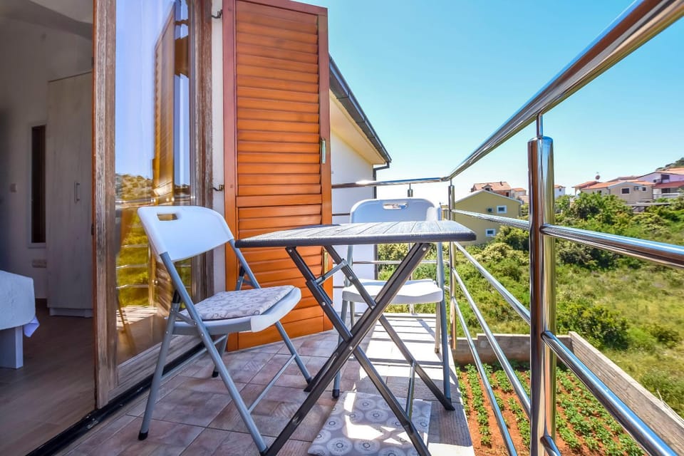 View (from property/room), Balcony/Terrace