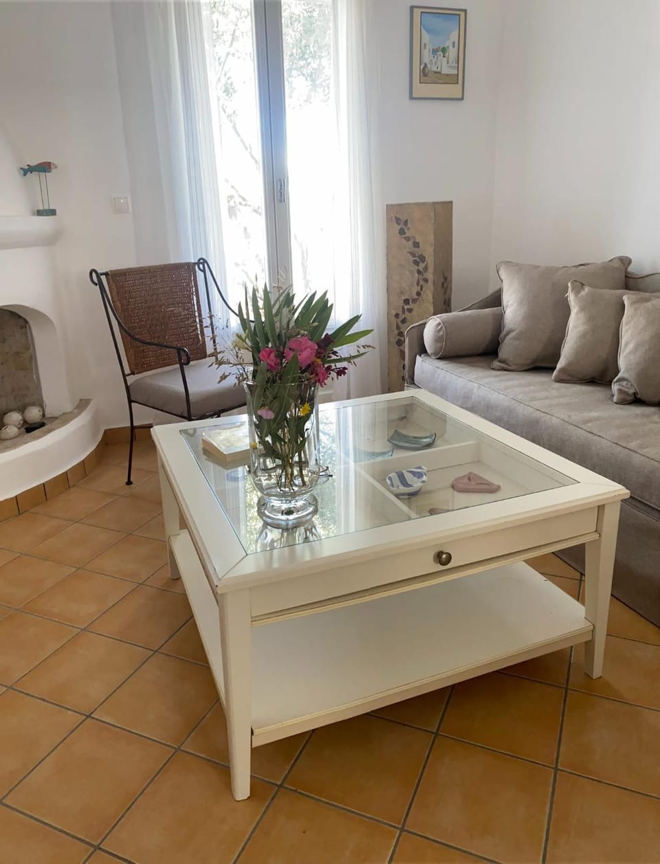 Living room, Seating area