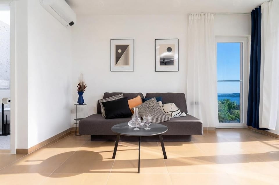 Dino "Bliss View" - ZF Hvar Apartment in Hvar
