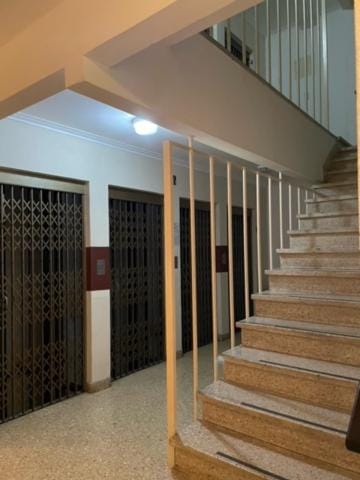 Lobby or reception, elevator