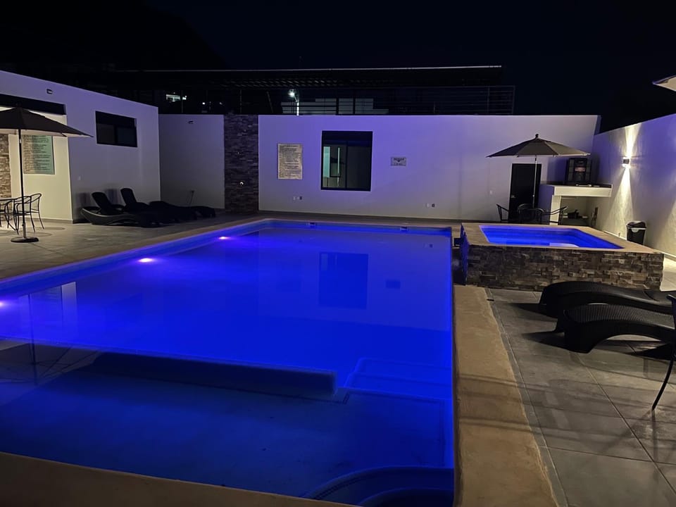 Pool view, Swimming pool