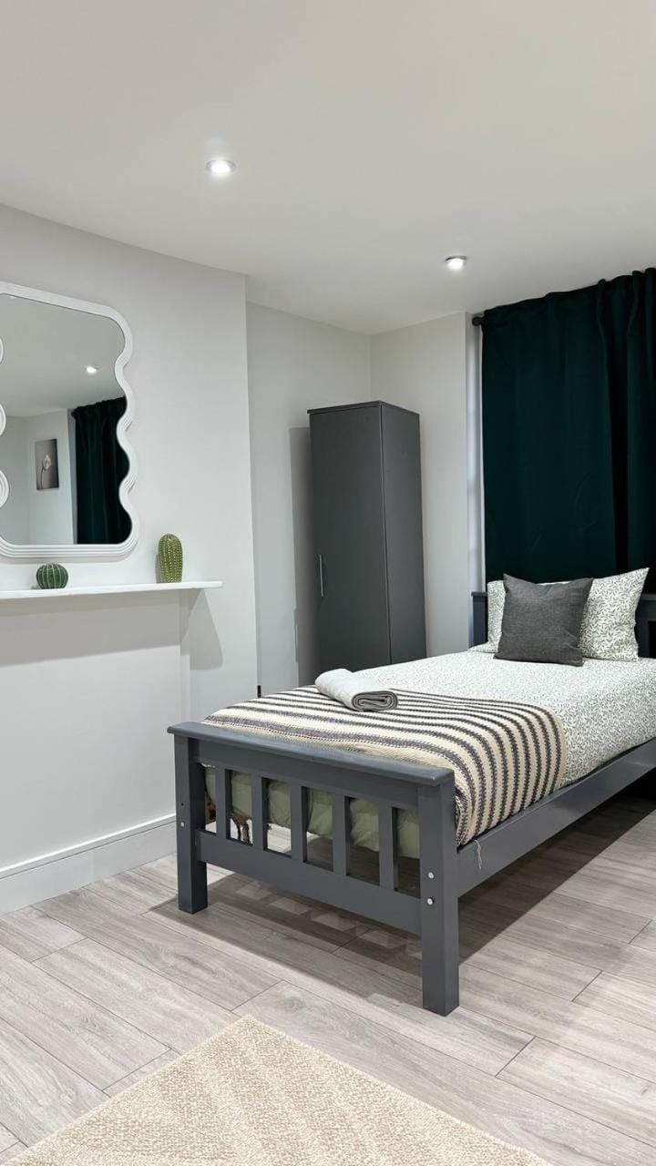 Guest&Rest Elite 2 Apartment in London Borough of Islington