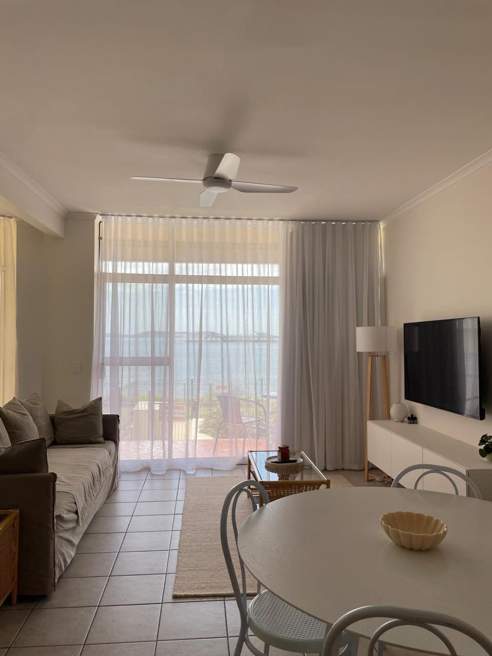 Makai ‘Toward the Sea’ Apartment in Port Lincoln