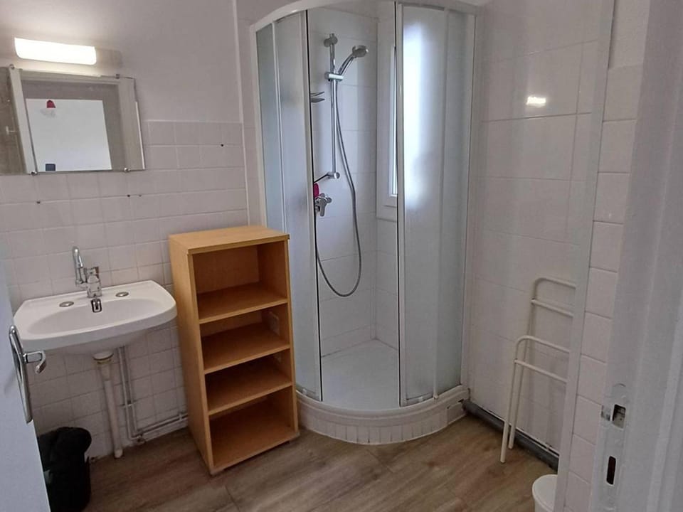 F2 à Balaruc-les-Bains avec vue sur l'étang, proche Thermal, 1 chambre, non-fumeur - FR-1-571-64 Apartment in Balaruc-les-Bains