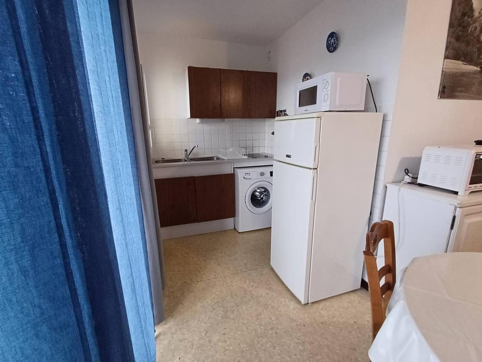 F2 à Balaruc-les-Bains avec vue sur l'étang, proche Thermal, 1 chambre, non-fumeur - FR-1-571-64 Apartment in Balaruc-les-Bains