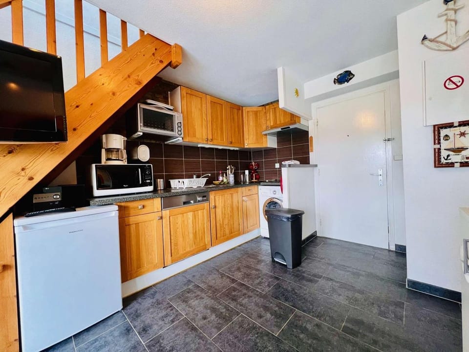 Quiberon - Studio 4 pers avec Piscine & Parking - FR-1-478-284 Apartment in Quiberon