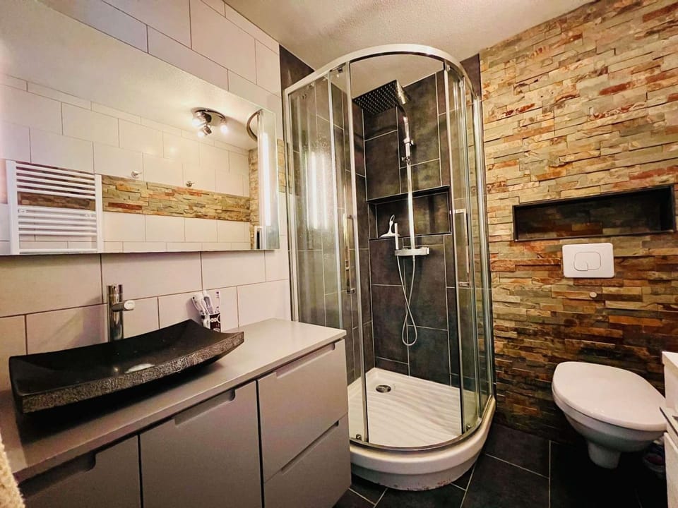 Quiberon - Studio 4 pers avec Piscine & Parking - FR-1-478-284 Apartment in Quiberon