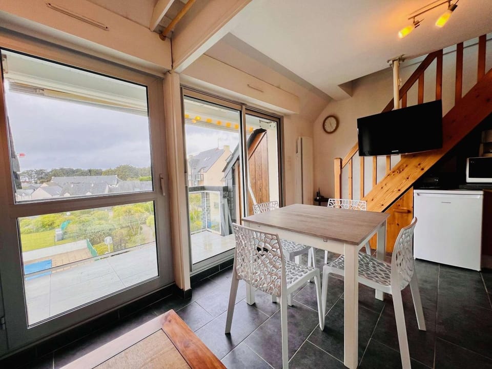 Quiberon - Studio 4 pers avec Piscine & Parking - FR-1-478-284 Apartment in Quiberon