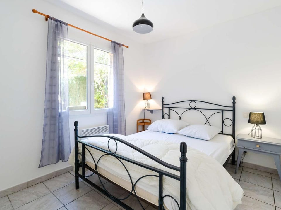 Maison de vacances à 300m de la plage avec 3 chambres, parking privé et jardin équipé - FR-1-409-267 Villa in Fleury