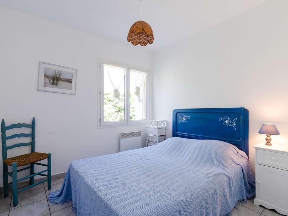 Maison de vacances à 300m de la plage avec 3 chambres, parking privé et jardin équipé - FR-1-409-267 Villa in Fleury