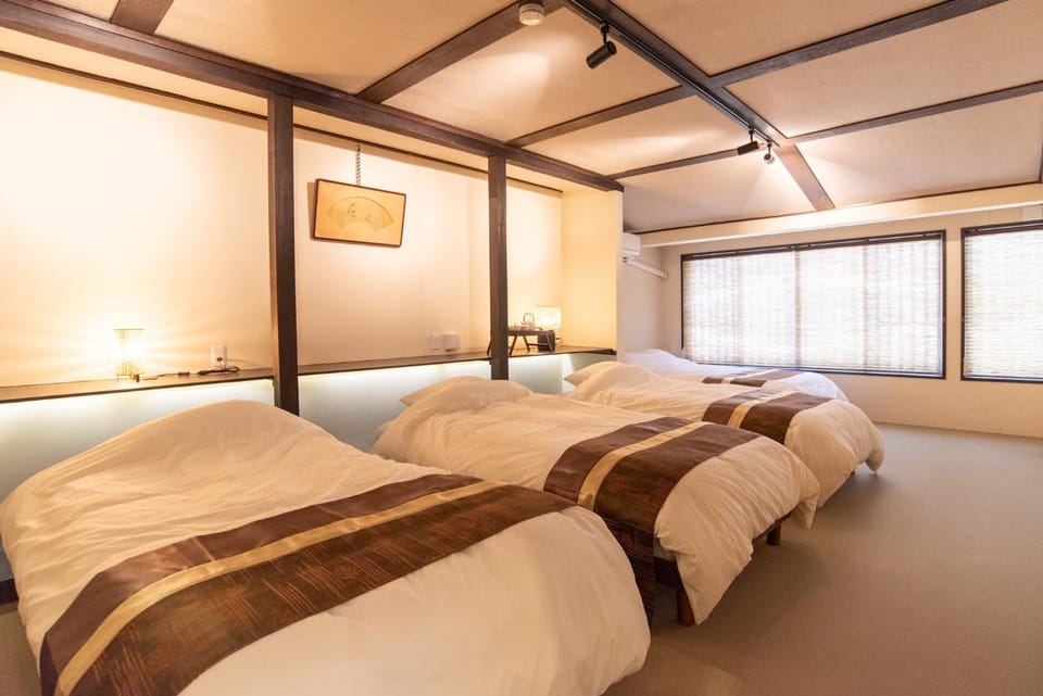 Bed, Bedroom, air conditioner