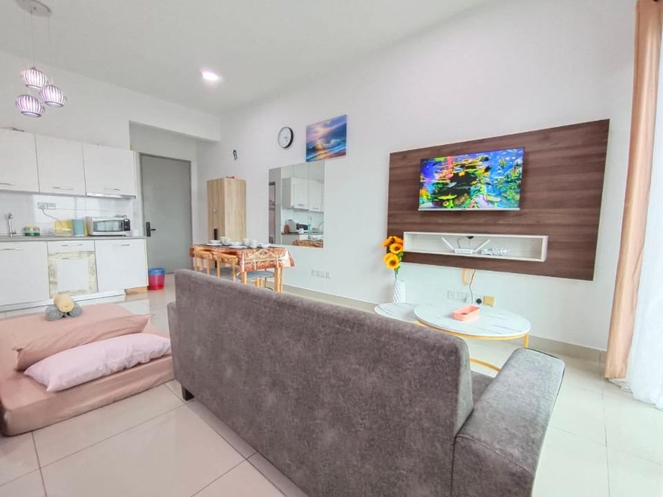 TV and multimedia, Kitchen or kitchenette, Living room, Seating area
