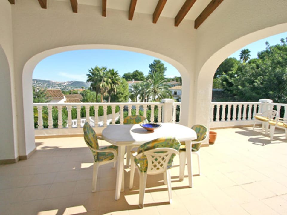 Villa clásica con piscina privada y jardín, cerca de la playa en Moraira - HISP-216-209 Villa in Marina Alta
