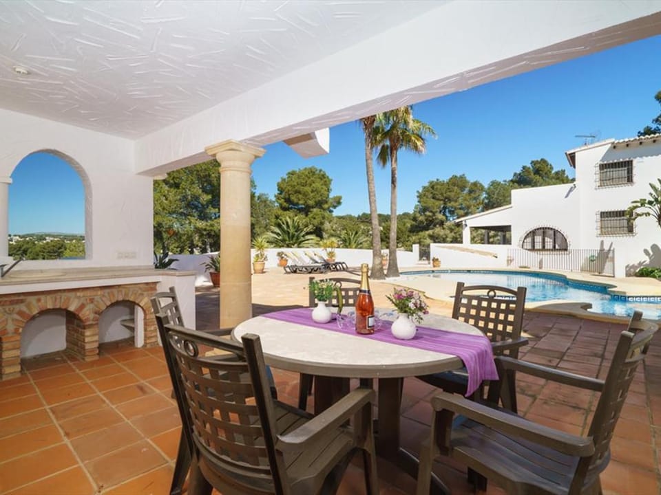 Villa de luxe avec piscine privée, proche plage, restaurants et activités à Moraira - HISP-216-219 Villa in Marina Alta