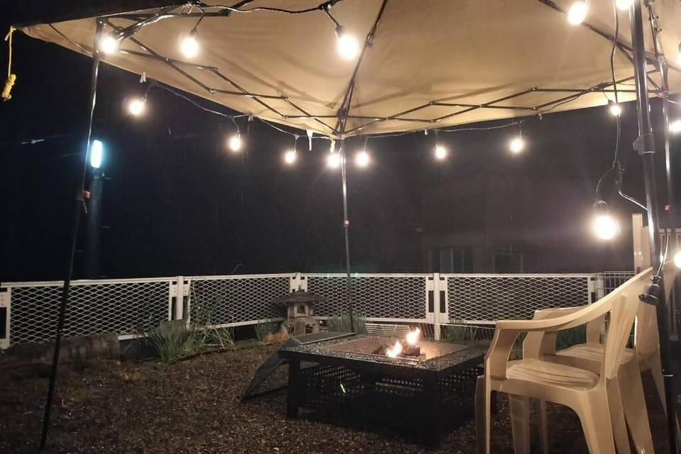 Patio, Night, BBQ facilities