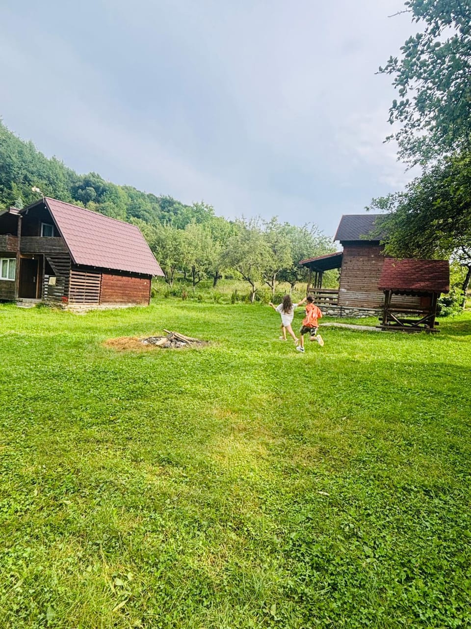 Sătucul de Vacanță Brăduleț Nature lodge in Romania