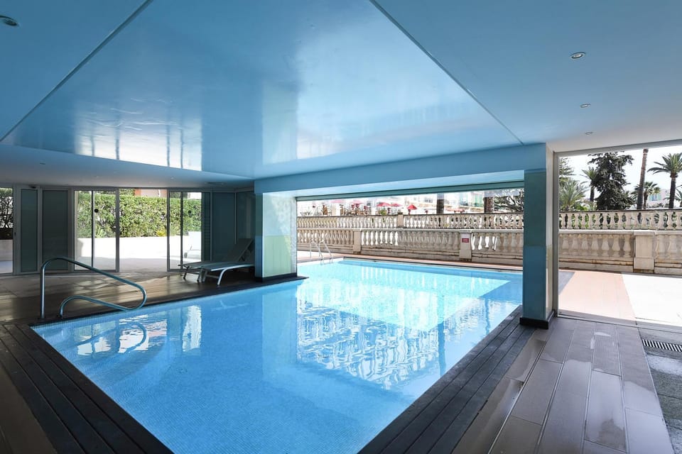 Pool view, Swimming pool