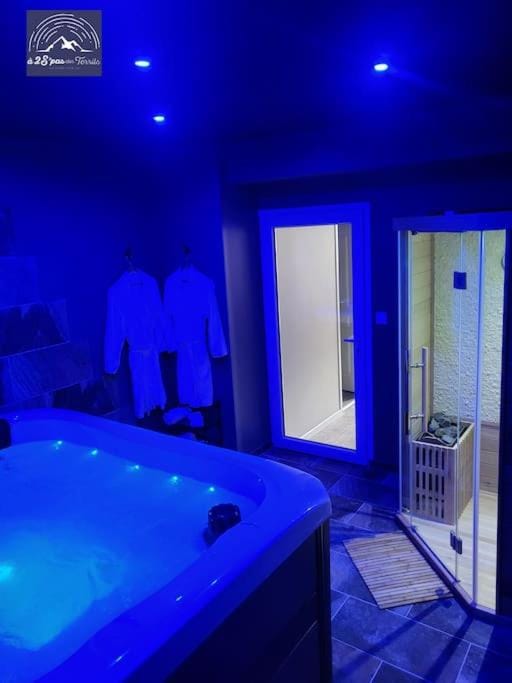 Hébergement avec SPA privatif Apartment in Hauts-de-France
