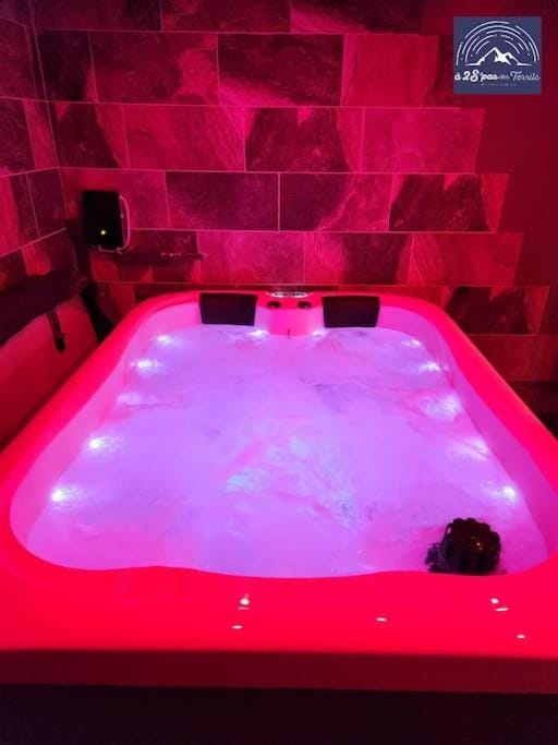 Hébergement avec SPA privatif Apartment in Hauts-de-France