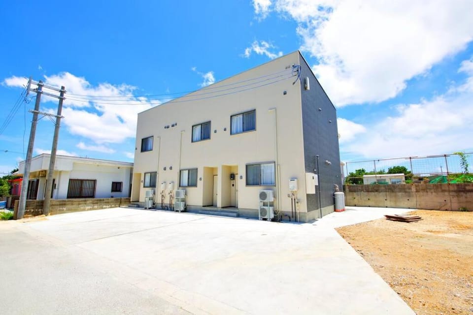 クラリス大浜c Apartment in Okinawa Prefecture