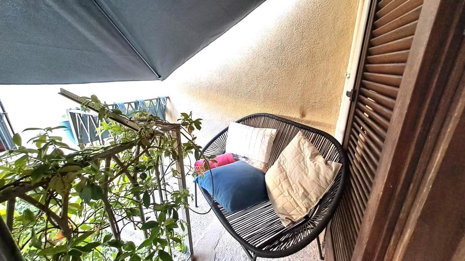 Patio, Day, Garden, View (from property/room), Balcony/Terrace, Garden view