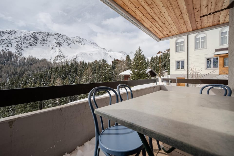Natural landscape, Winter, View (from property/room), Balcony/Terrace, Dining area, Mountain view