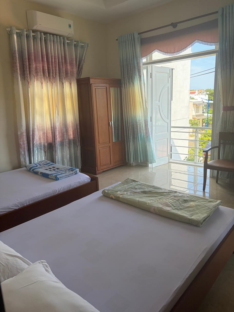 Quốc Ân Motel Hotel in Ba Ria - Vung Tau