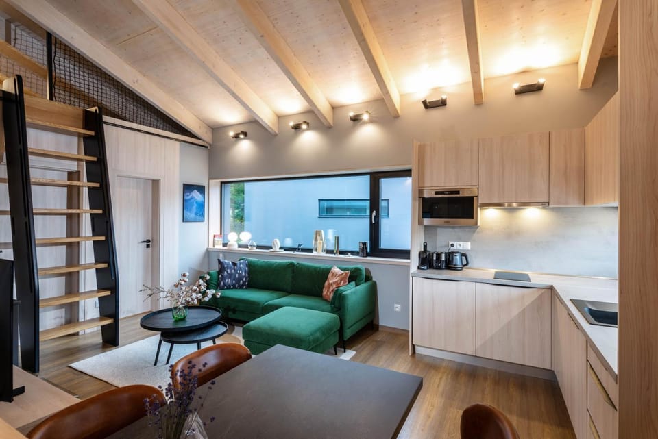 Eliška Apartment - Modern Family Loft Apartment direct on ski slope and forest Apartment in Slovakia