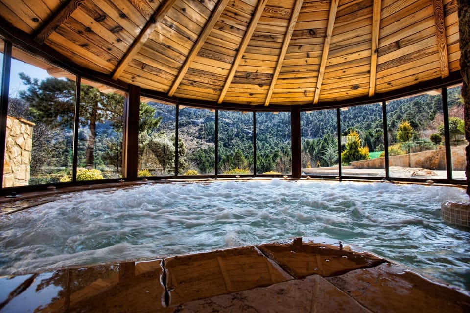 Natural landscape, Spa and wellness centre/facilities, Mountain view