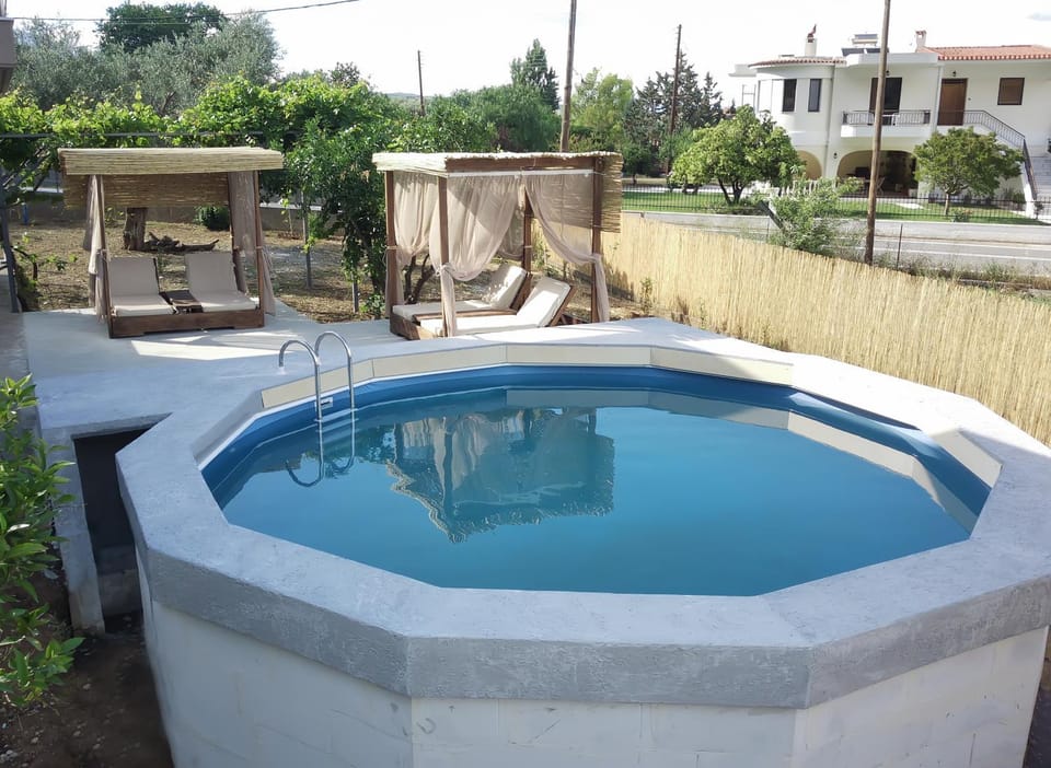 Patio, Garden view, Swimming pool