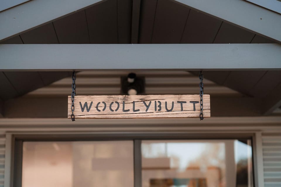 Property logo or sign