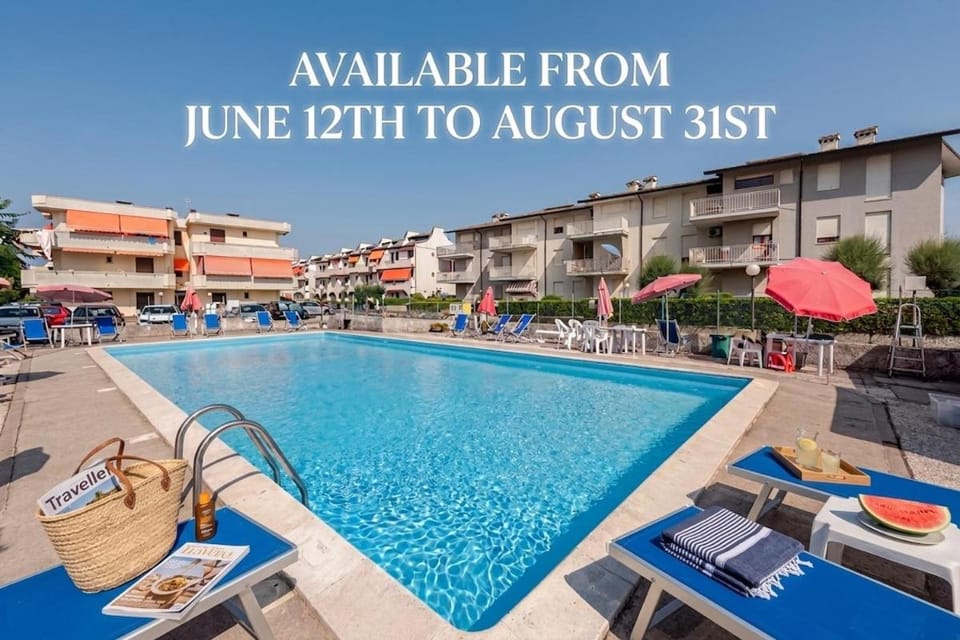 Beachfront Studio Free Parking-Pool 50m from Sea Apartment in Veneto