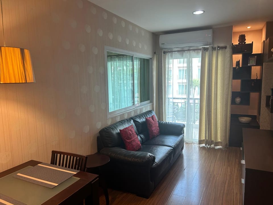 Phuket Villa Patong,Pool View Apartment in Patong
