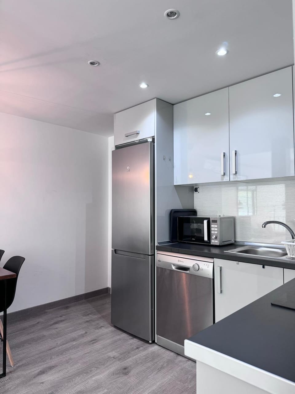 Kitchen or kitchenette, dishwasher, minibar, pet friendly
