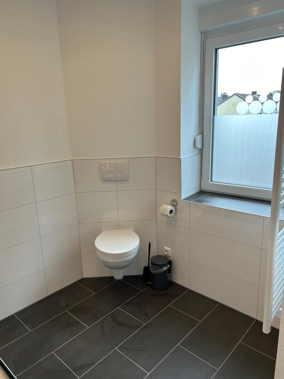 Wohnung über Restaurant Apartment in Eschweiler