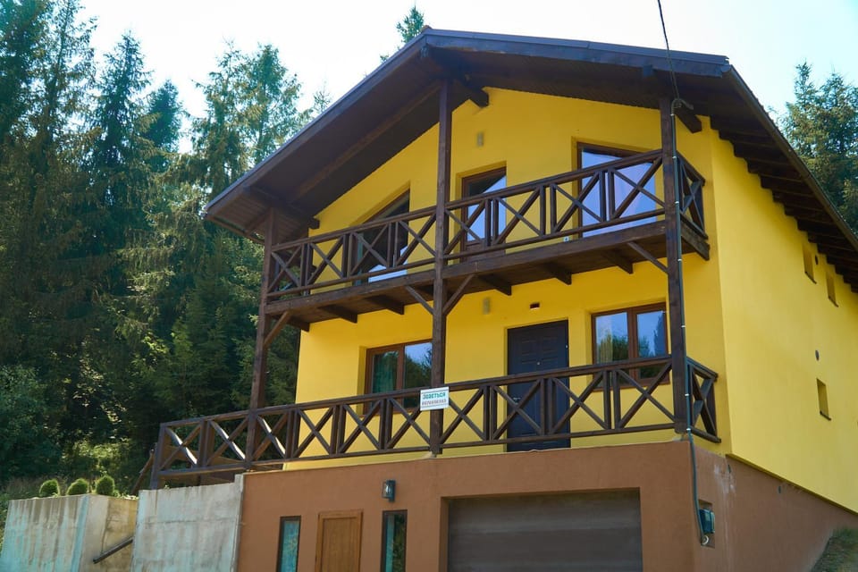 Property building, View (from property/room)
