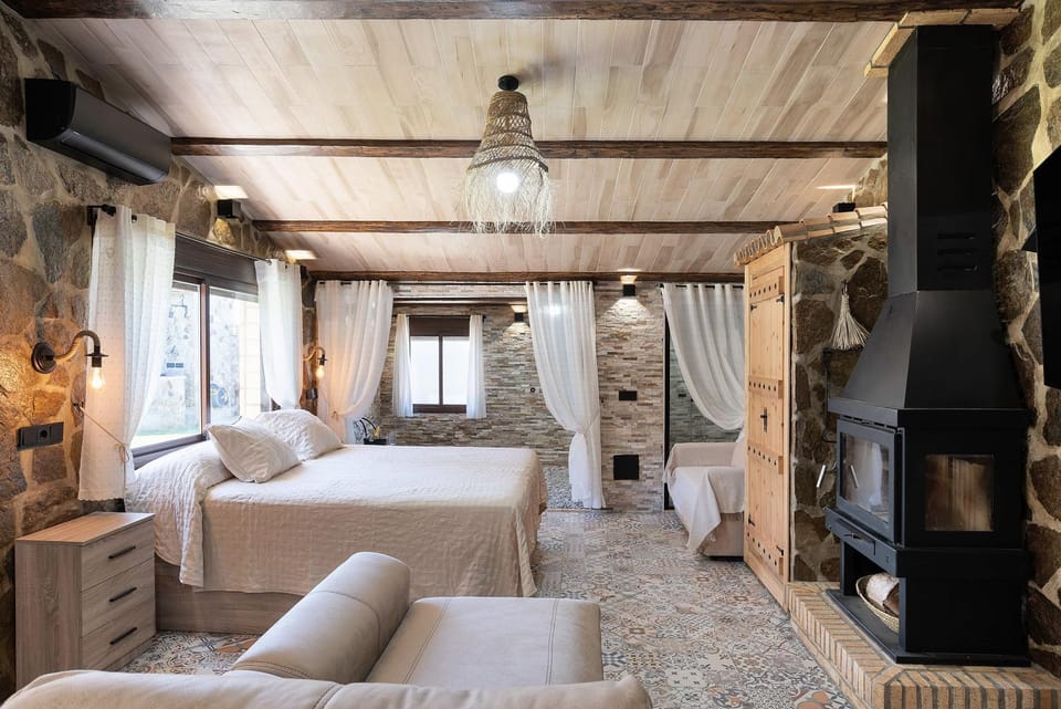 Property building, Living room, Bedroom