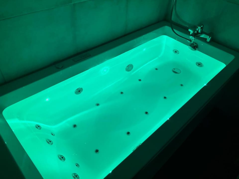 Spa and wellness centre/facilities